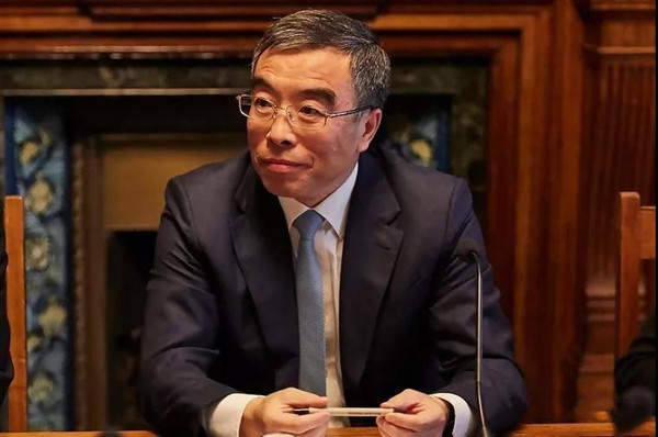 梁华